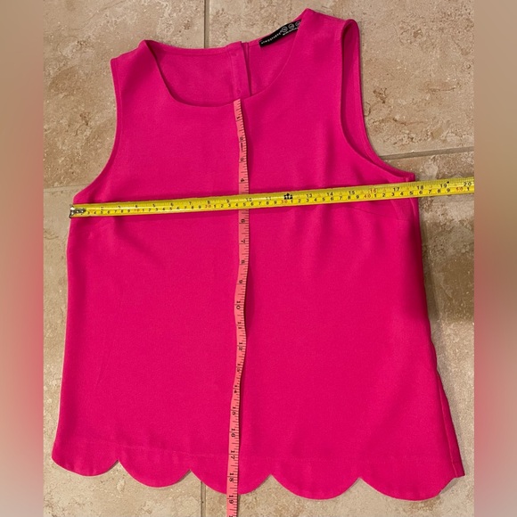 Atmosphere Fuchsia Hot Pink Sleeveless Blouse W/ Scalloped Bottom Hem (Size 12) - Picture 10 of 13